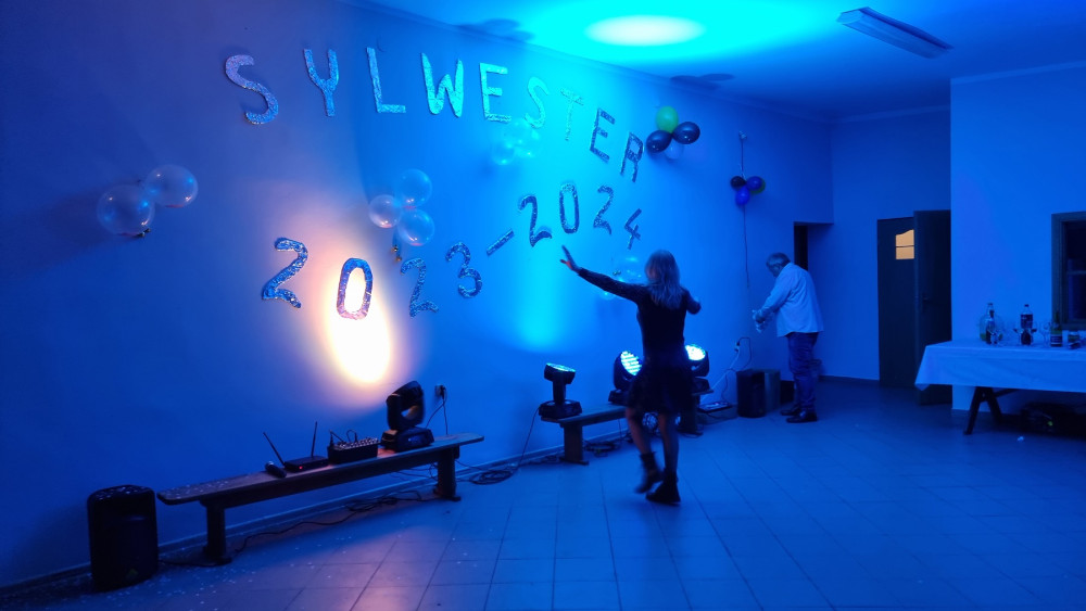 taniec, kobieta, sylwester,